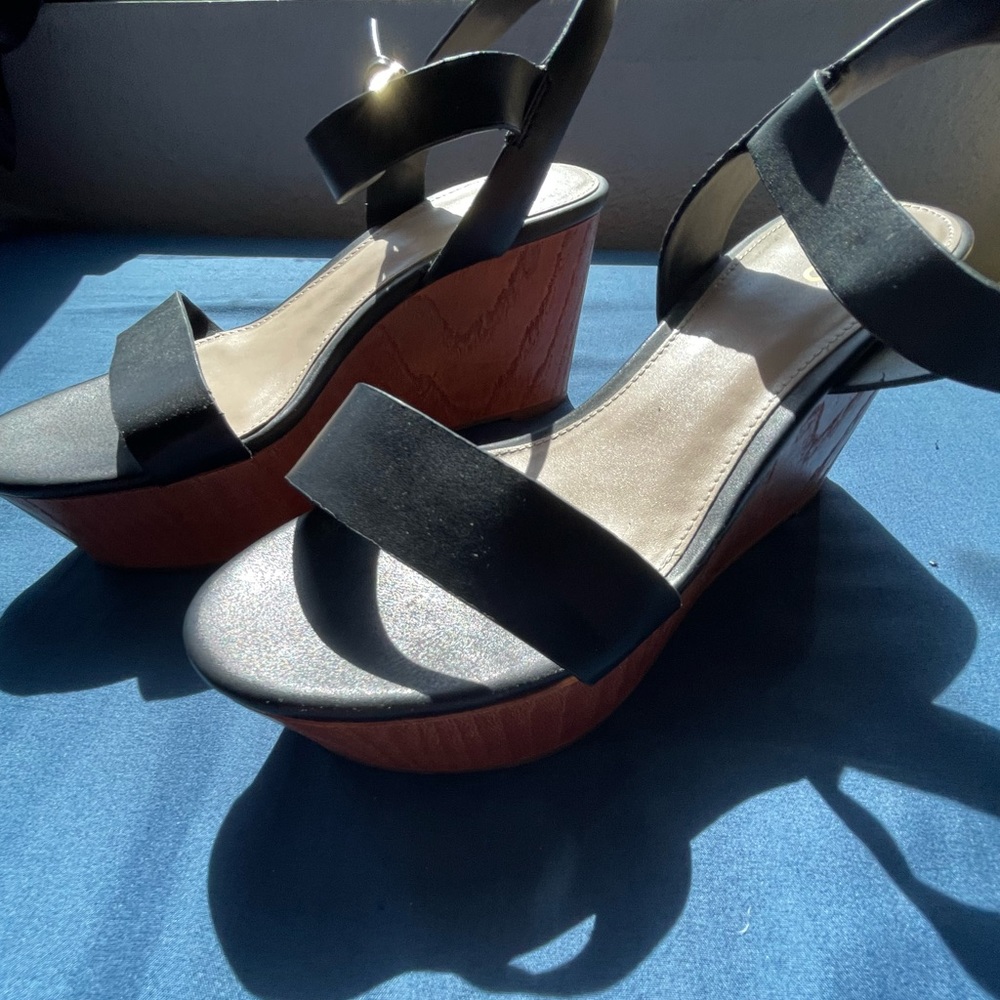 ✨LAST CHANCE ✨Aldo wedges